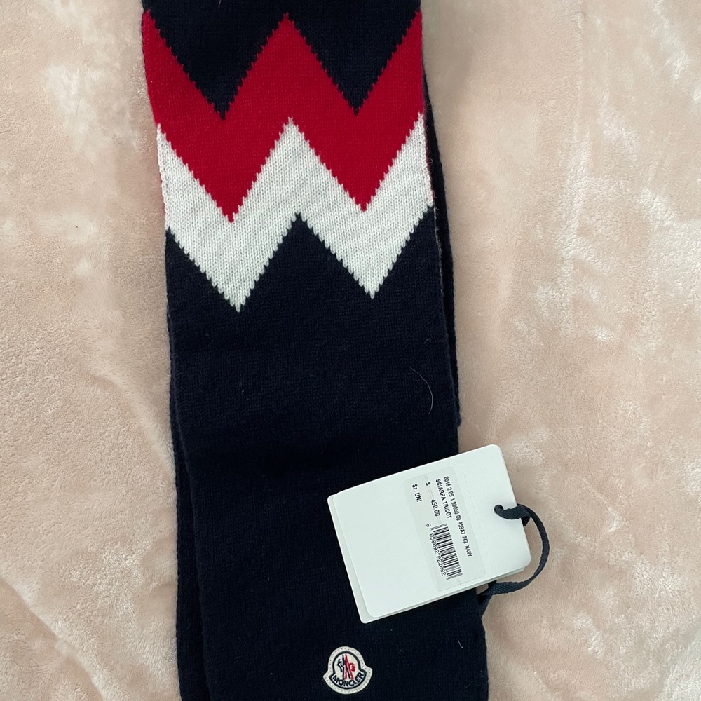 Moncler scarf - Picture 4 of 4